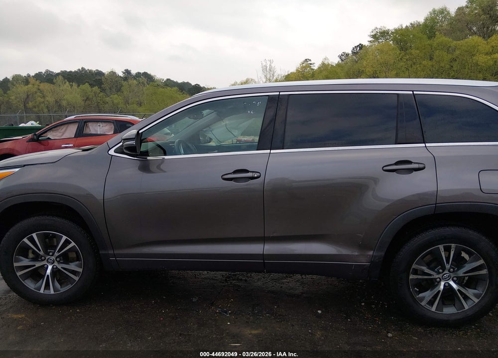 2016 TOYOTA HIGHLANDER XLE V6 VIN: 5TDKKRFHXGS503076