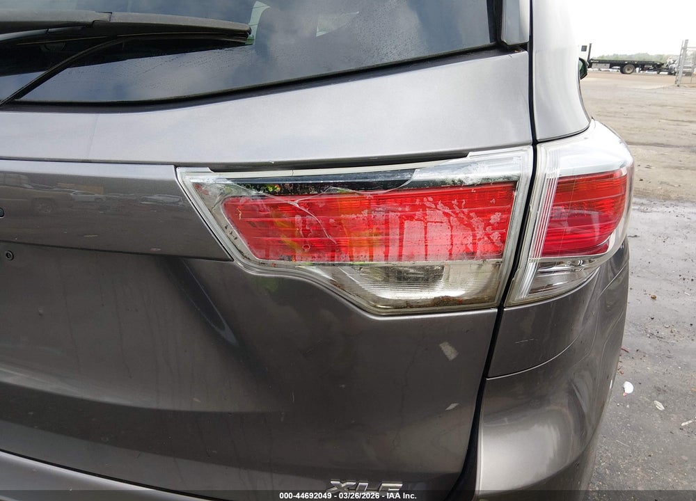 2016 TOYOTA HIGHLANDER XLE V6 VIN: 5TDKKRFHXGS503076