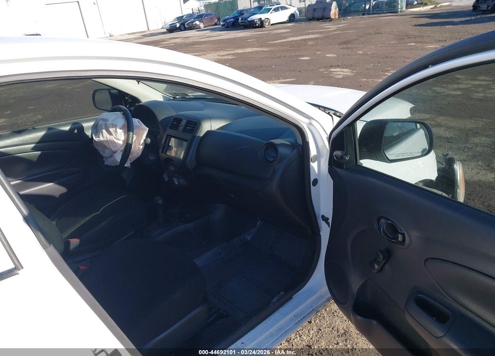 2012 NISSAN VERSA 1.6 S VIN: 3N1CN7AP8CL889482