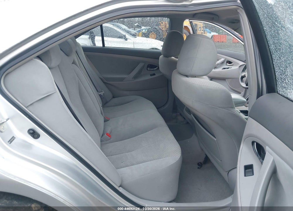 2009 TOYOTA CAMRY LE VIN: 4T1BE46KX9U266721