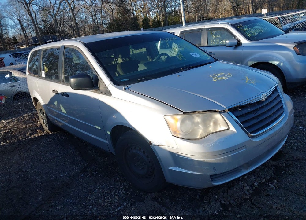 2008 CHRYSLER TOWN & COUNTRY LX VIN: 2A8HR44HX8R708265