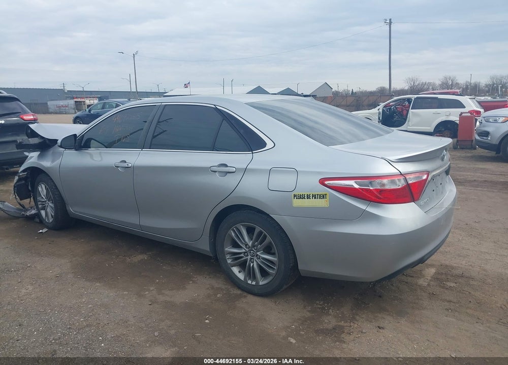 2015 TOYOTA CAMRY SE VIN: 4T1BF1FK0FU049248