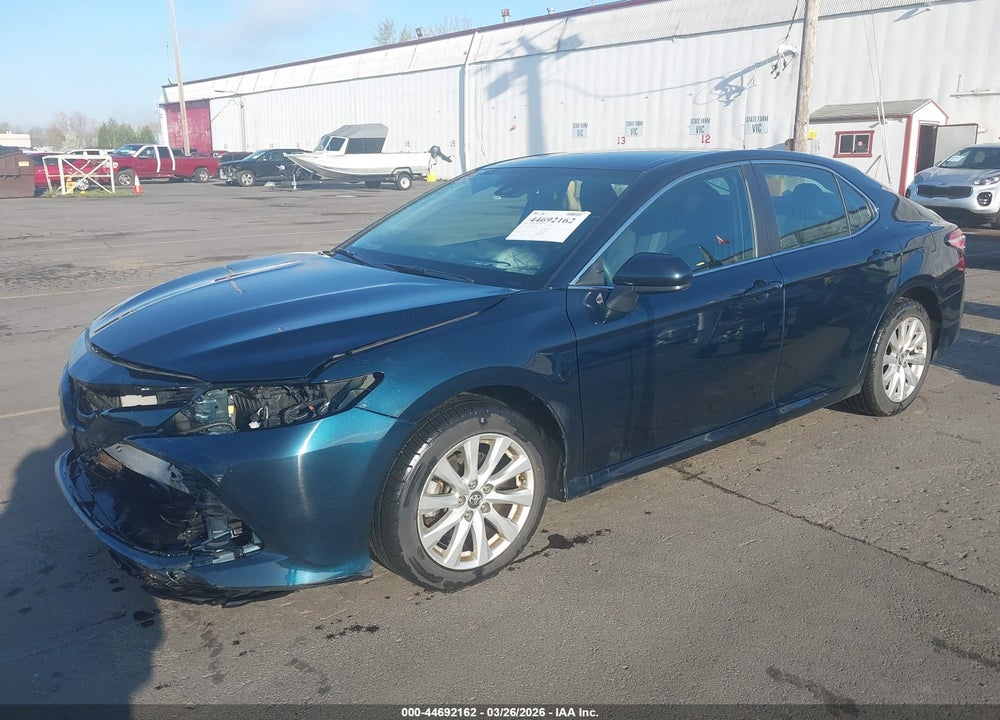 2019 TOYOTA CAMRY LE VIN: 4T1B11HK2KU794654