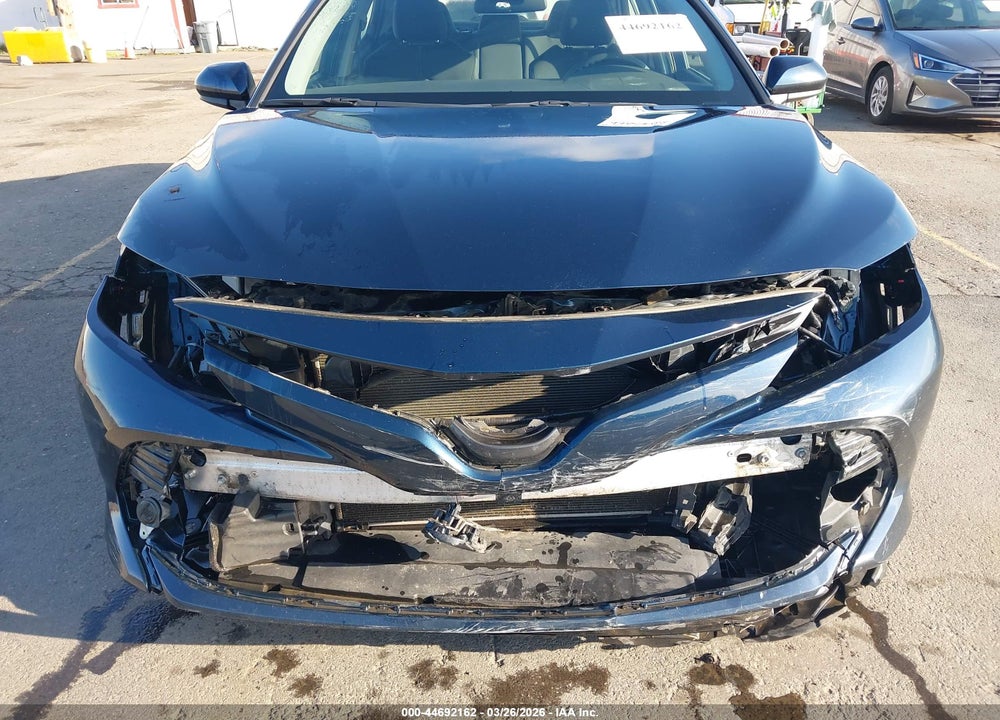 2019 TOYOTA CAMRY LE VIN: 4T1B11HK2KU794654