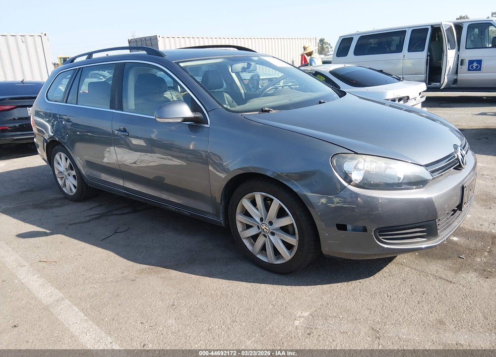 2014 VOLKSWAGEN JETTA SPORTWAGEN 2.0L TDI VIN: 3VWPL7AJ8EM626726