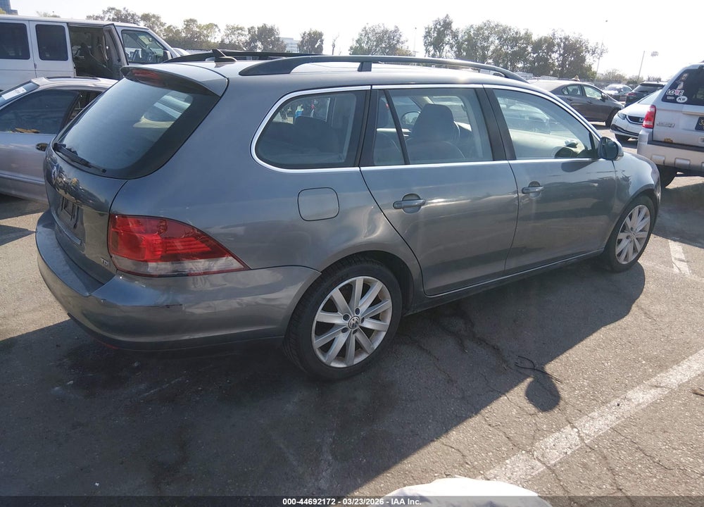 2014 VOLKSWAGEN JETTA SPORTWAGEN 2.0L TDI VIN: 3VWPL7AJ8EM626726