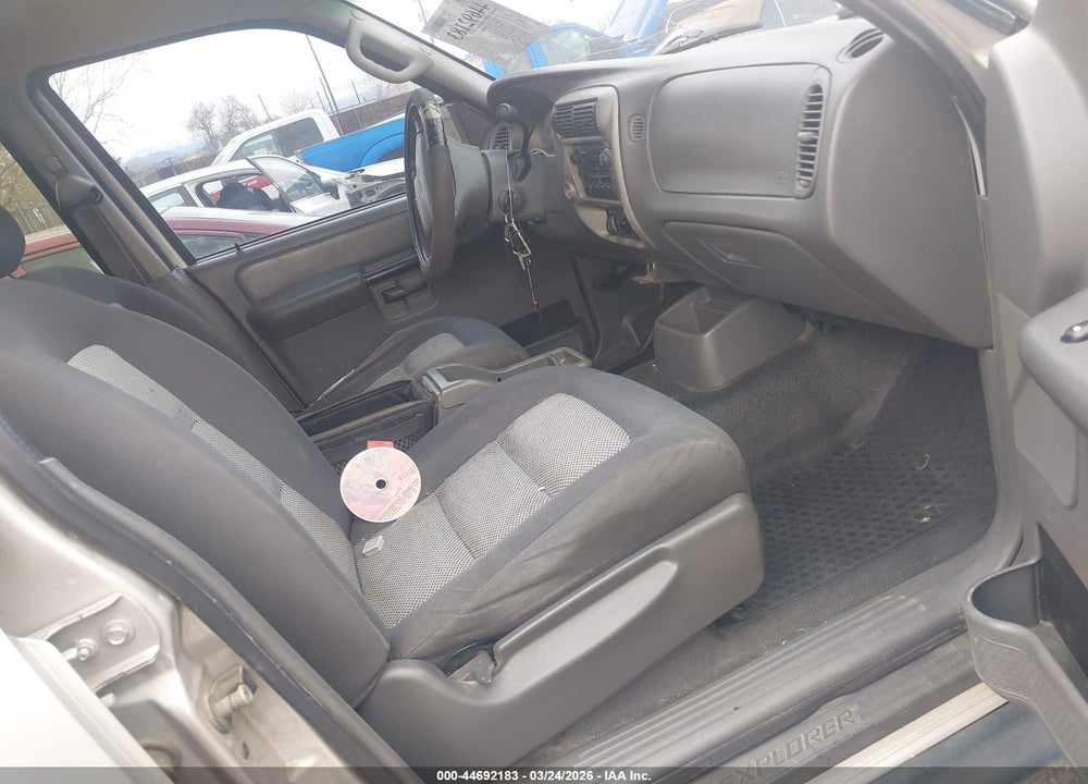 2004 FORD EXPLORER SPORT TRAC ADRENALIN/XLS/XLT VIN: 1FMZU67K64UA77259