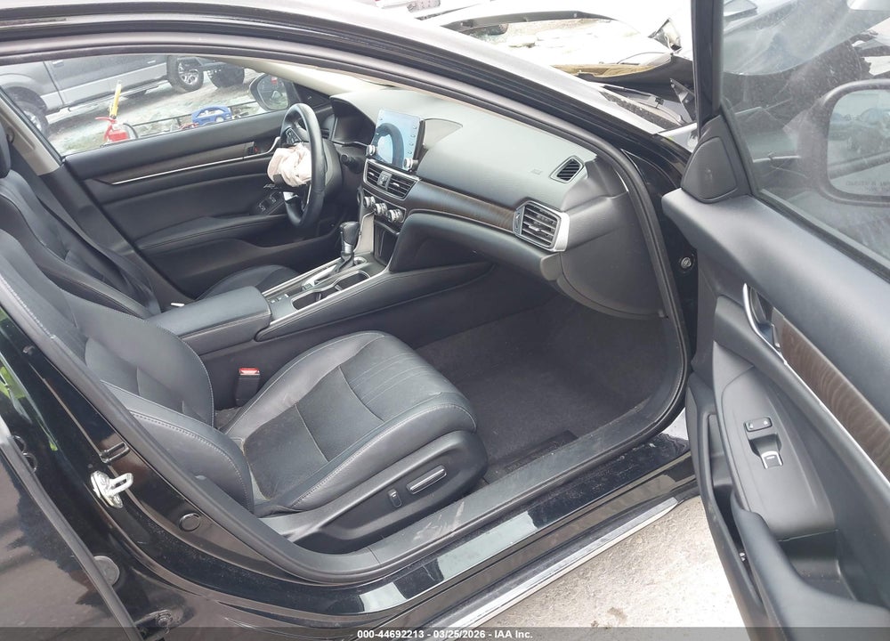 2018 HONDA ACCORD EX-L VIN: 1HGCV1F56JA171436
