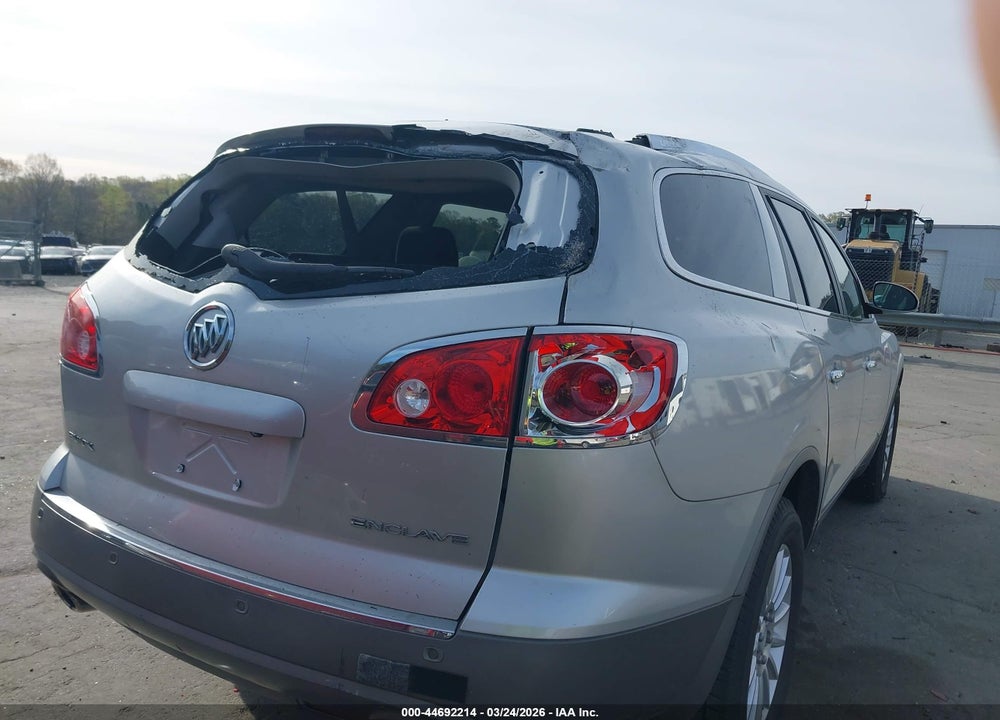 2011 BUICK ENCLAVE CX VIN: 5GAKRAED5BJ386168