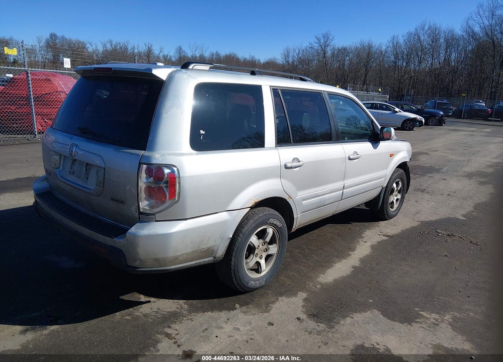 2008 HONDA PILOT EX-L VIN: 5FNYF18518B049258