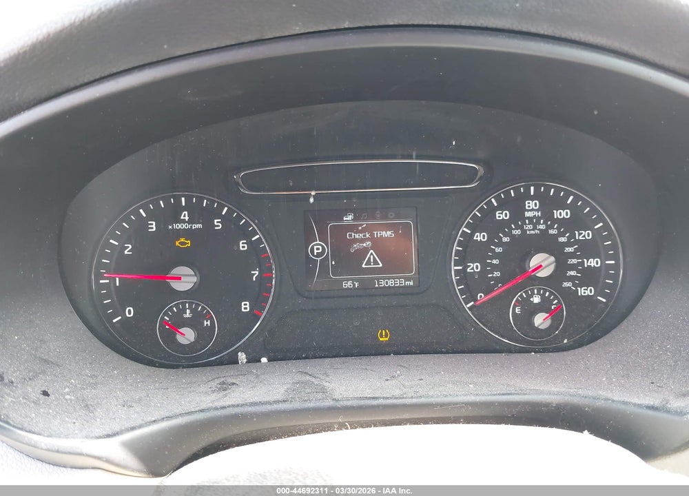 2017 KIA SORENTO 2.4L LX VIN: 5XYPGDA34HG292834
