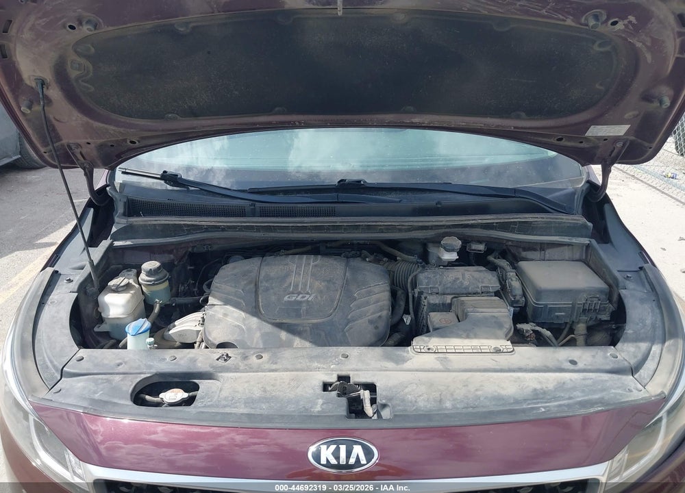 2018 KIA SEDONA LX VIN: KNDMB5C19J6375123