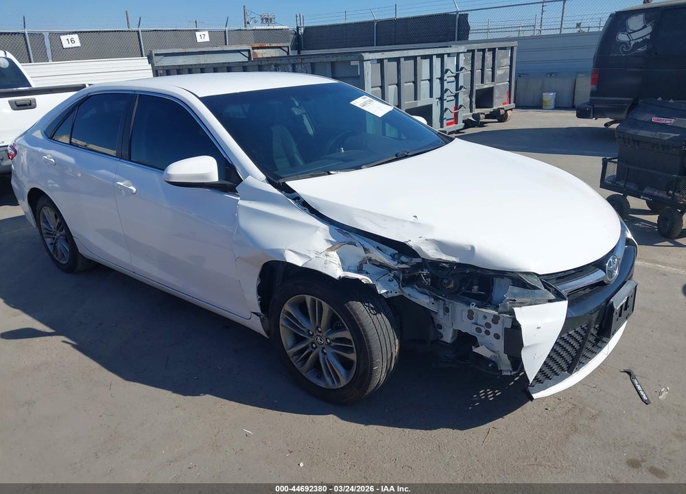 2016 TOYOTA CAMRY SE VIN: 4T1BF1FK3GU233701