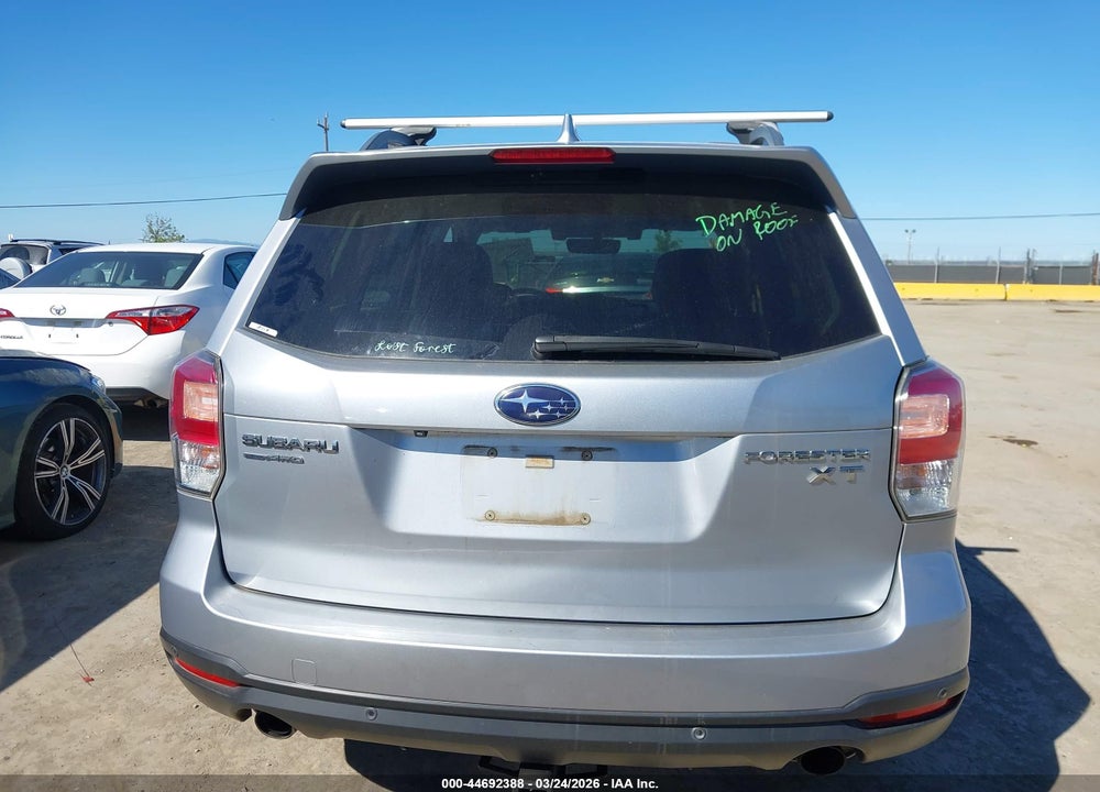 2018 SUBARU FORESTER 2.0XT TOURING VIN: JF2SJGWC8JH493110