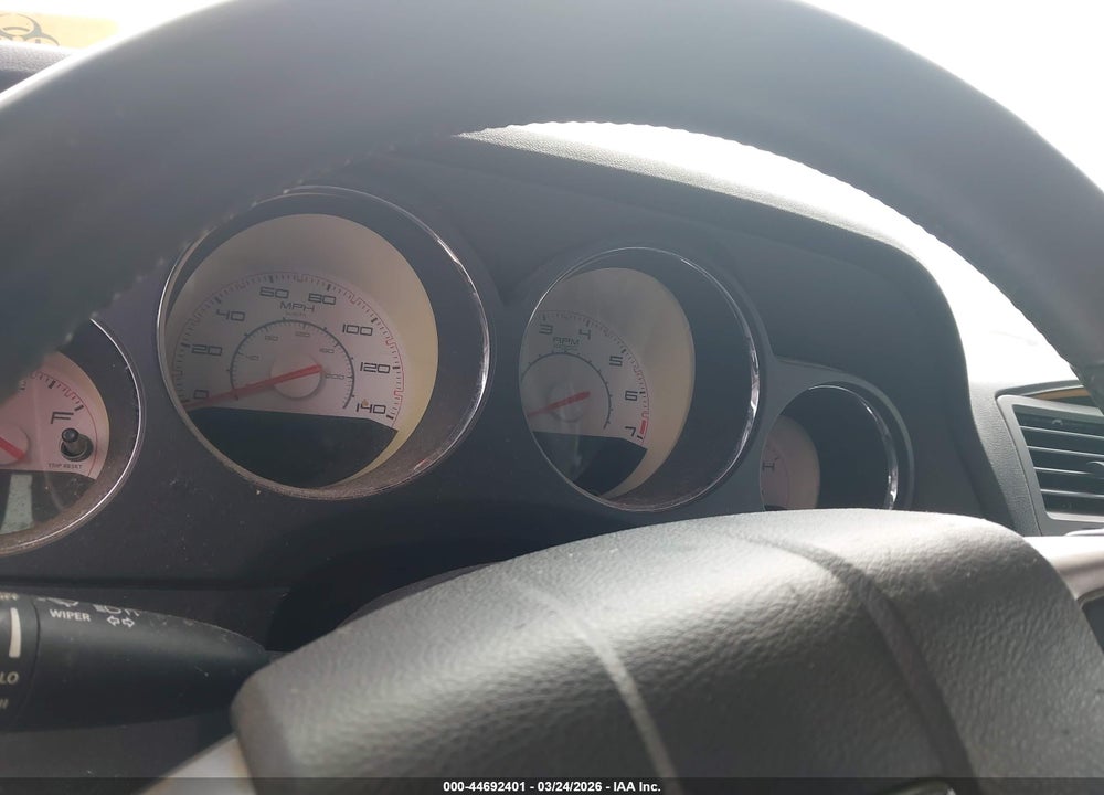 2014 DODGE CHALLENGER SXT VIN: 2C3CDYAG1EH195058
