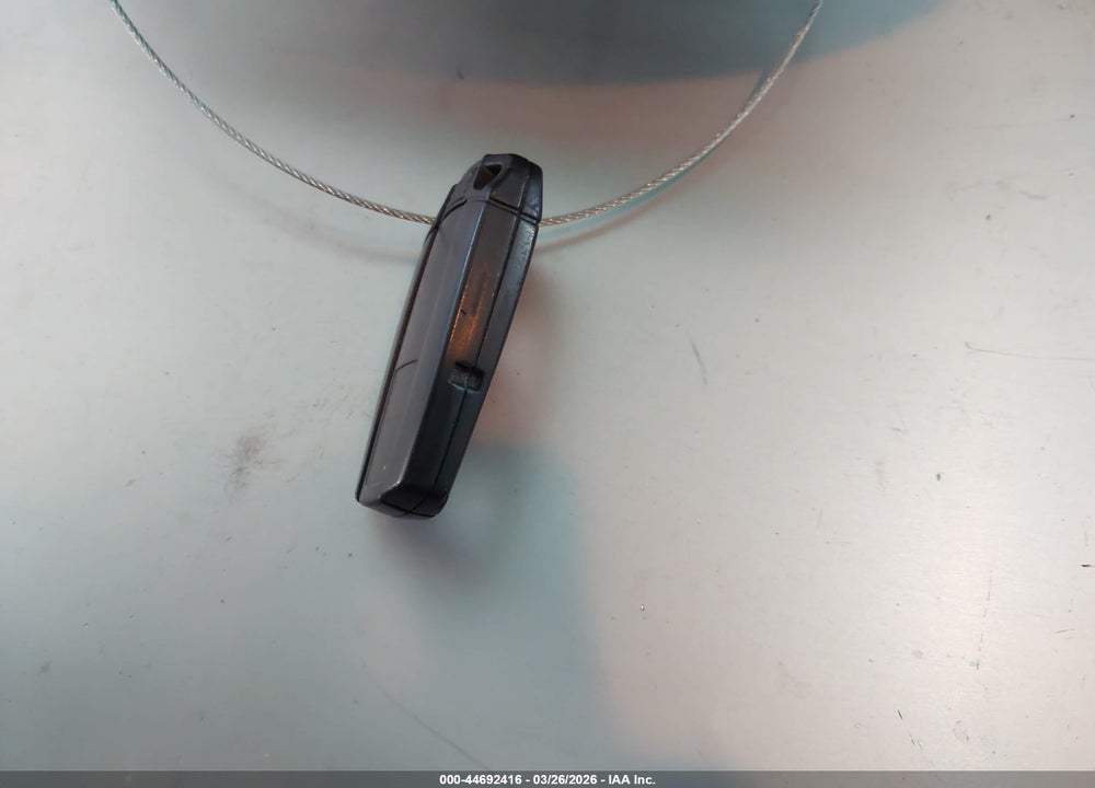 2007 BMW 525I VIN: WBANE53507CW62212