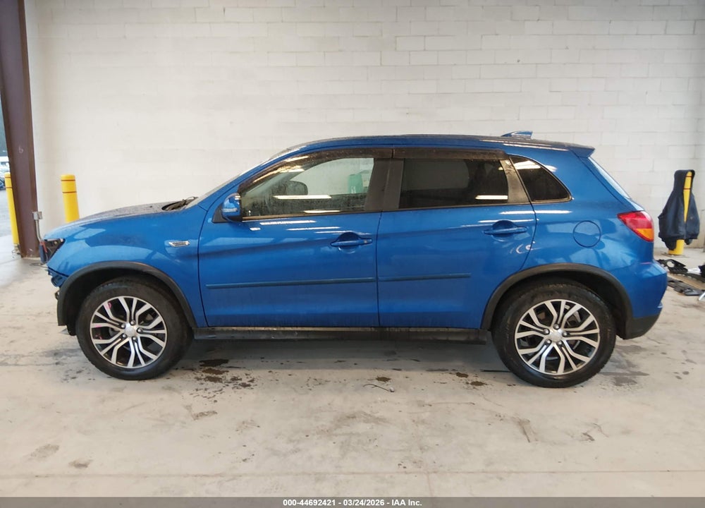 2018 MITSUBISHI OUTLANDER SPORT 2.0 ES VIN: JA4AP3AU4JZ004868