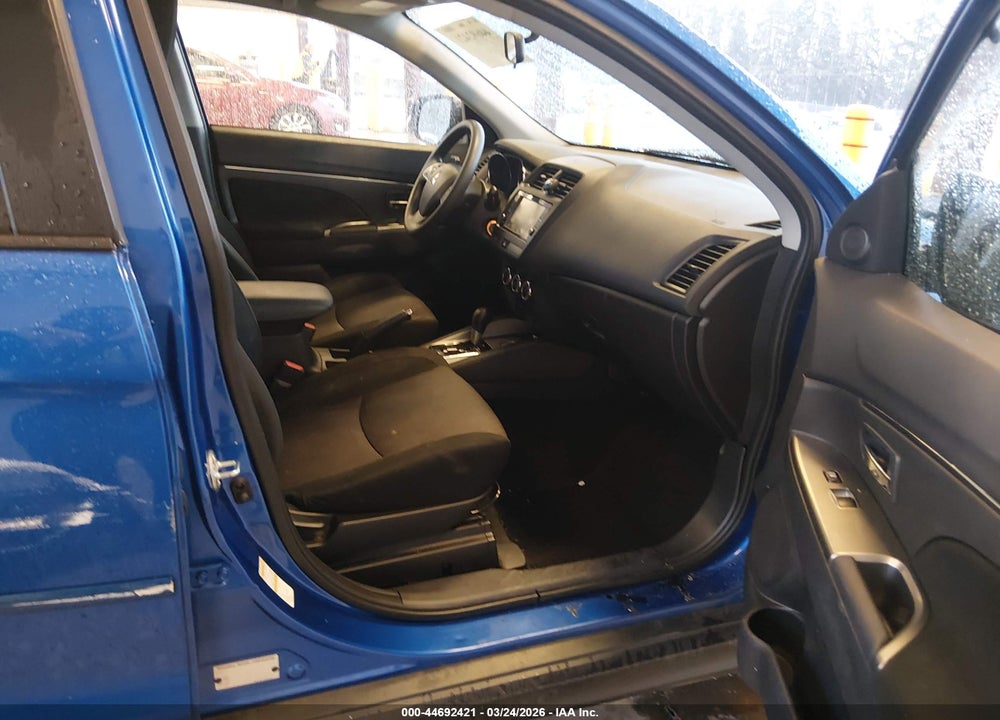 2018 MITSUBISHI OUTLANDER SPORT 2.0 ES VIN: JA4AP3AU4JZ004868