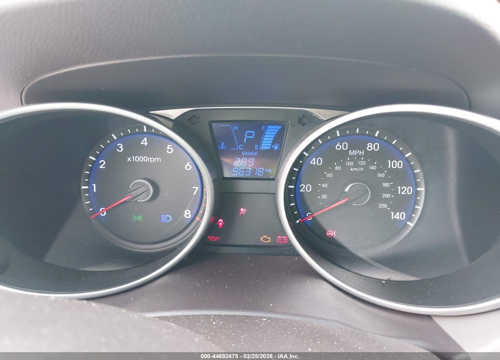 2015 HYUNDAI TUCSON VIN: KM8JT3AF1FU960425