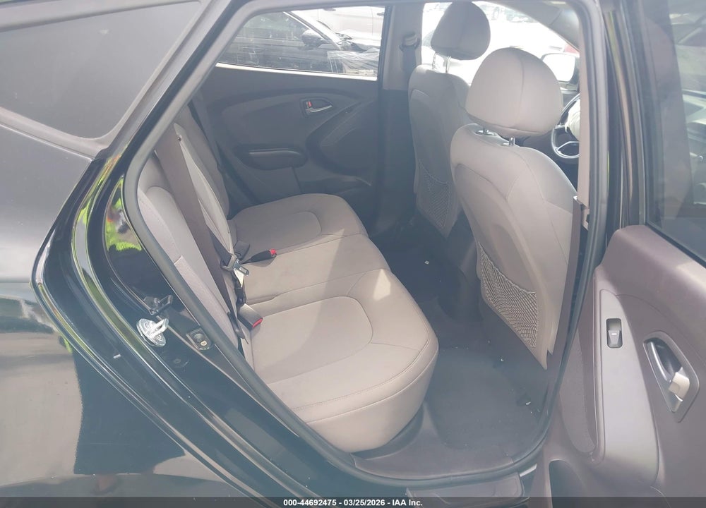 2015 HYUNDAI TUCSON VIN: KM8JT3AF1FU960425