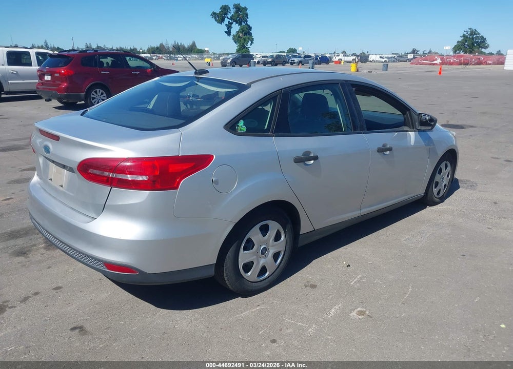 2015 FORD FOCUS S VIN: 1FADP3E21FL306775