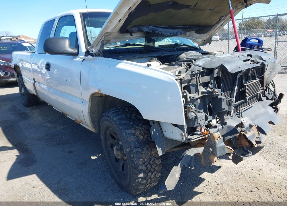 2005 CHEVROLET SILVERADO 1500 WORK TRUCK VIN: 1GCEK19T95E311021