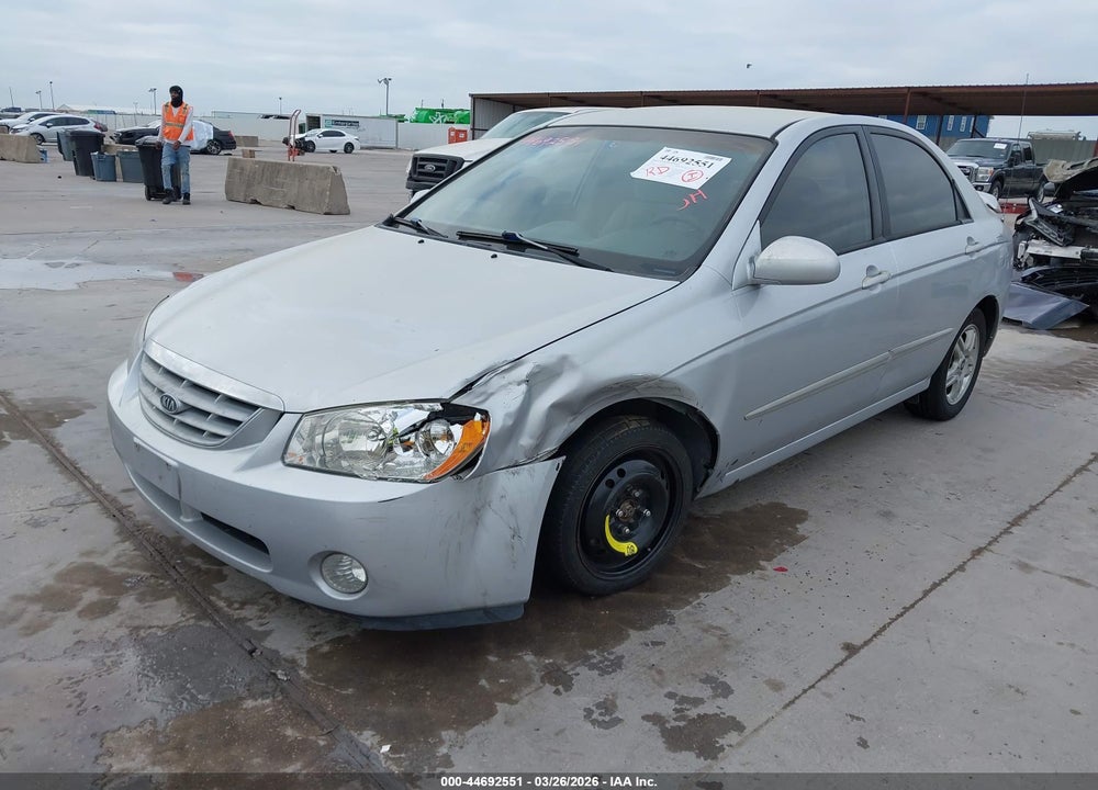 2004 KIA SPECTRA EX/LX VIN: KNAFE121745064520