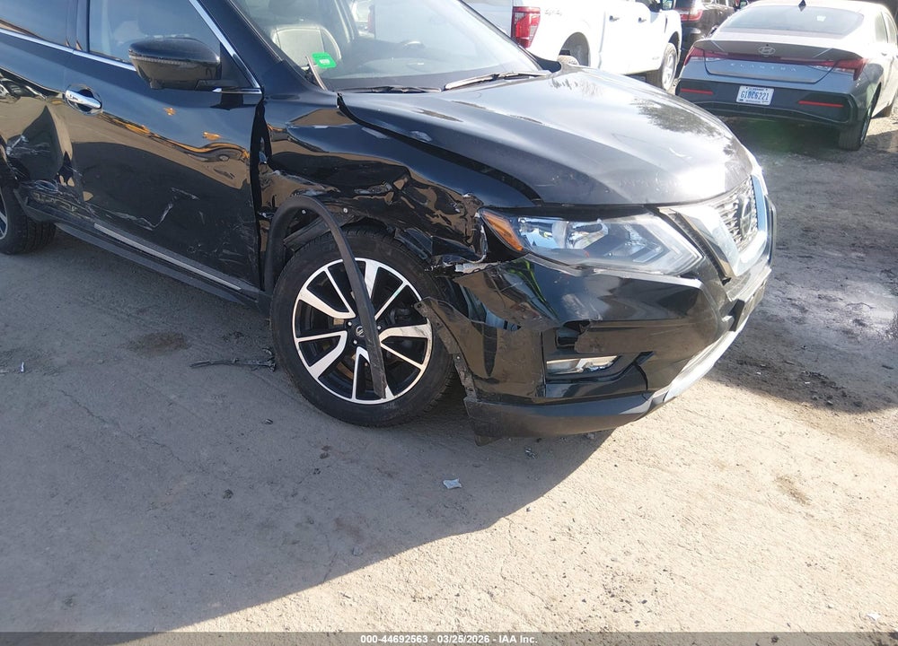2019 NISSAN ROGUE SL VIN: 5N1AT2MV7KC813684