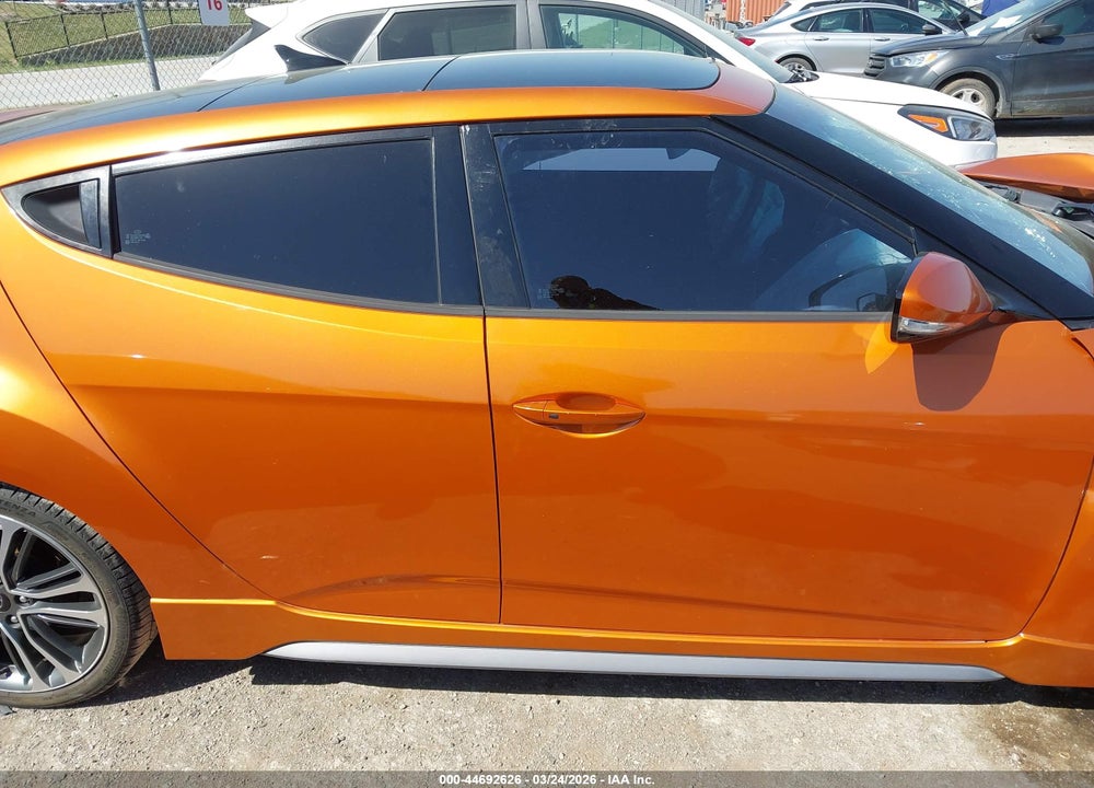 2016 HYUNDAI VELOSTER TURBO VIN: KMHTC6AE2GU252459