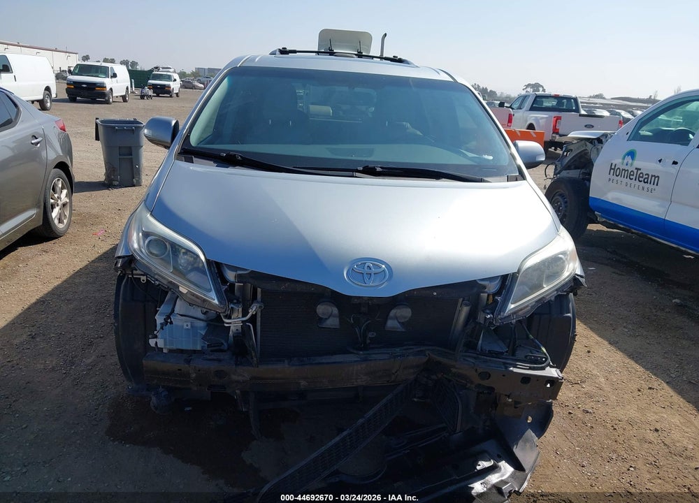 2017 TOYOTA SIENNA LIMITED 7 PASSENGER VIN: 5TDDZ3DC5HS148683