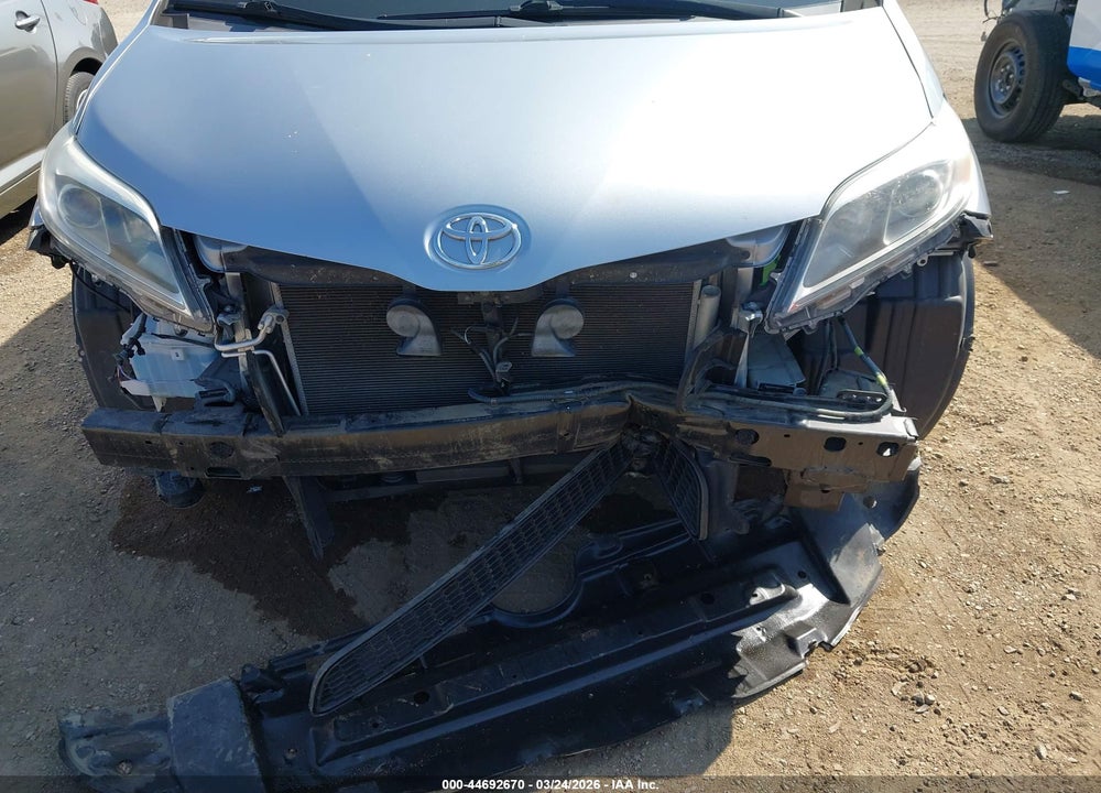 2017 TOYOTA SIENNA LIMITED 7 PASSENGER VIN: 5TDDZ3DC5HS148683