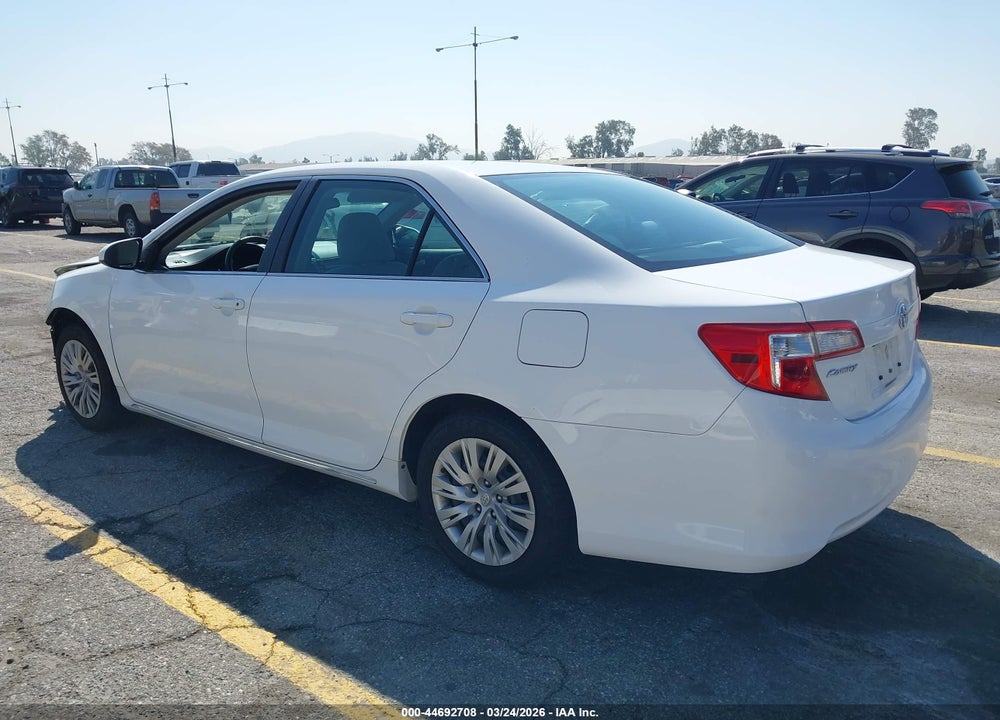 2014 TOYOTA CAMRY LE VIN: 4T1BF1FK8EU444020