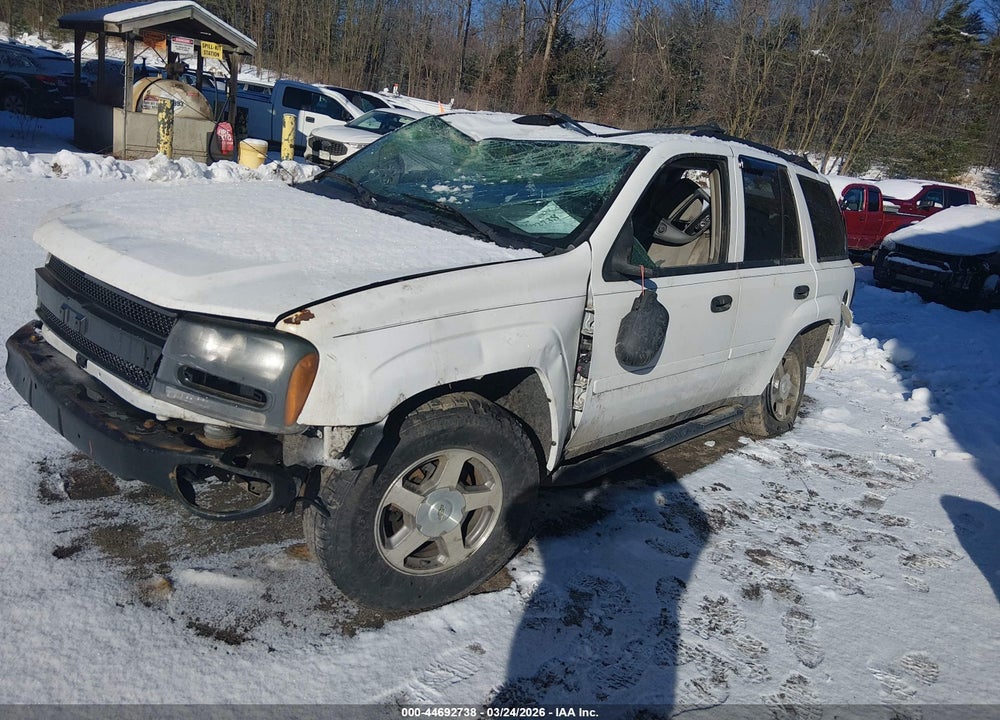 2006 CHEVROLET TRAILBLAZER LS VIN: 1GNDT13S762283898