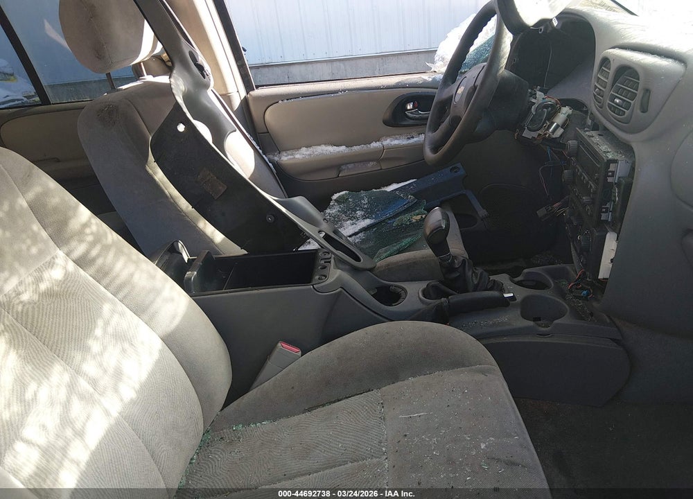 2006 CHEVROLET TRAILBLAZER LS VIN: 1GNDT13S762283898
