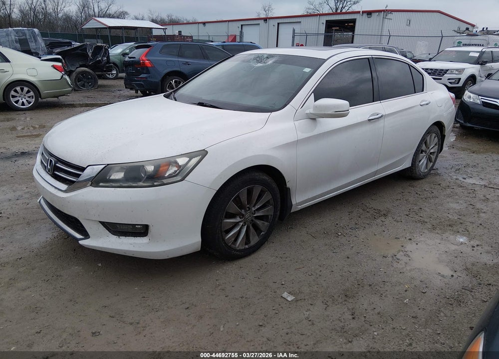 2015 HONDA ACCORD EX-L V-6 VIN: 1HGCR3F82FA003097