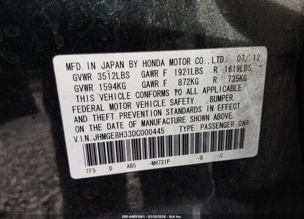 2013 HONDA FIT VIN: JHMGE8H33DC000445