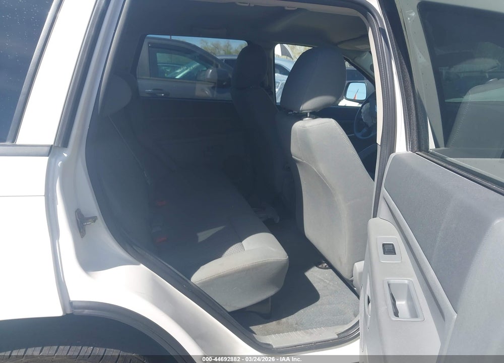 2005 JEEP GRAND CHEROKEE LAREDO VIN: 1J4GR48KX5C658894