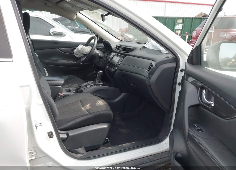 2019 NISSAN ROGUE SV VIN: 5N1AT2MV2KC703125