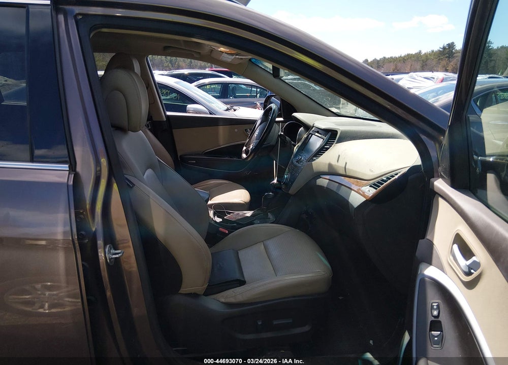 2014 HYUNDAI SANTA FE GLS VIN: KM8SRDHF6EU087977