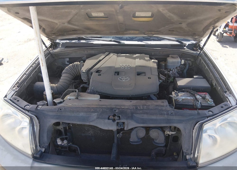 2005 TOYOTA 4RUNNER SR5 V6 VIN: JTEBU14R550055946