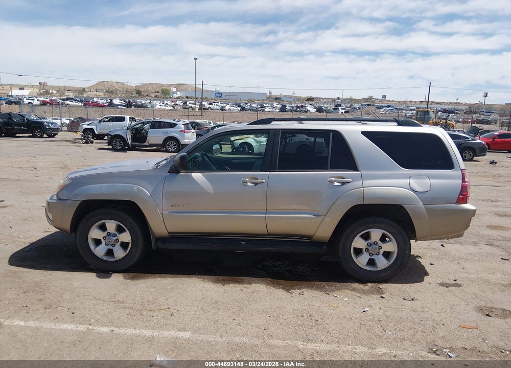 2005 TOYOTA 4RUNNER SR5 V6 VIN: JTEBU14R550055946