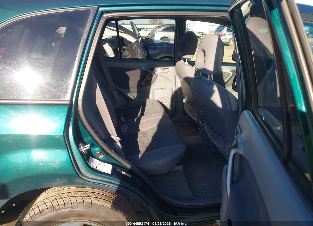 2001 TOYOTA RAV4 VIN: JTEHH20V110114198