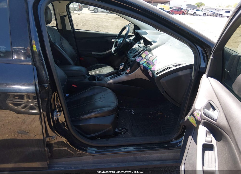 2014 FORD FOCUS SE VIN: 1FADP3F2XEL412798