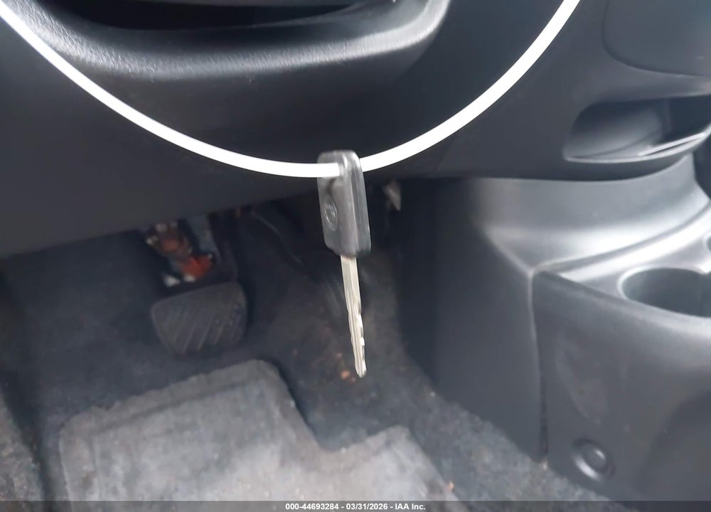 2015 NISSAN VERSA NOTE S PLUS VIN: 3N1CE2CP9FL427288