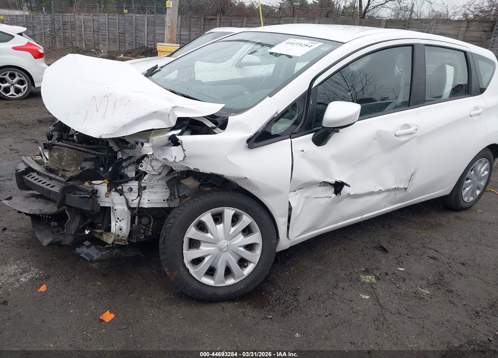 2015 NISSAN VERSA NOTE S PLUS VIN: 3N1CE2CP9FL427288