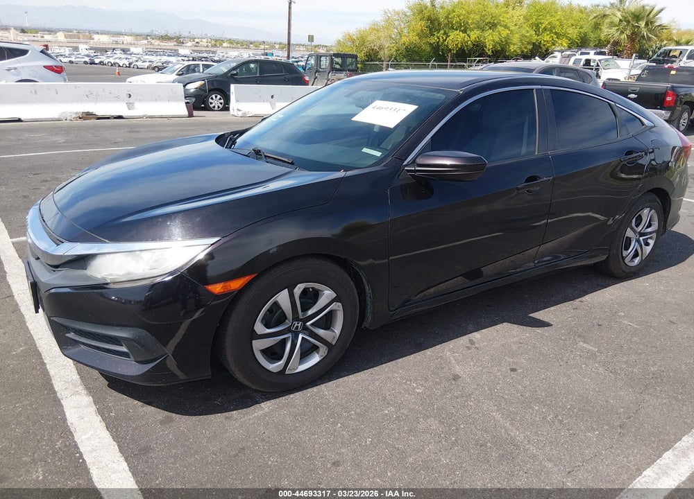 2018 HONDA CIVIC LX VIN: 2HGFC2F59JH537030