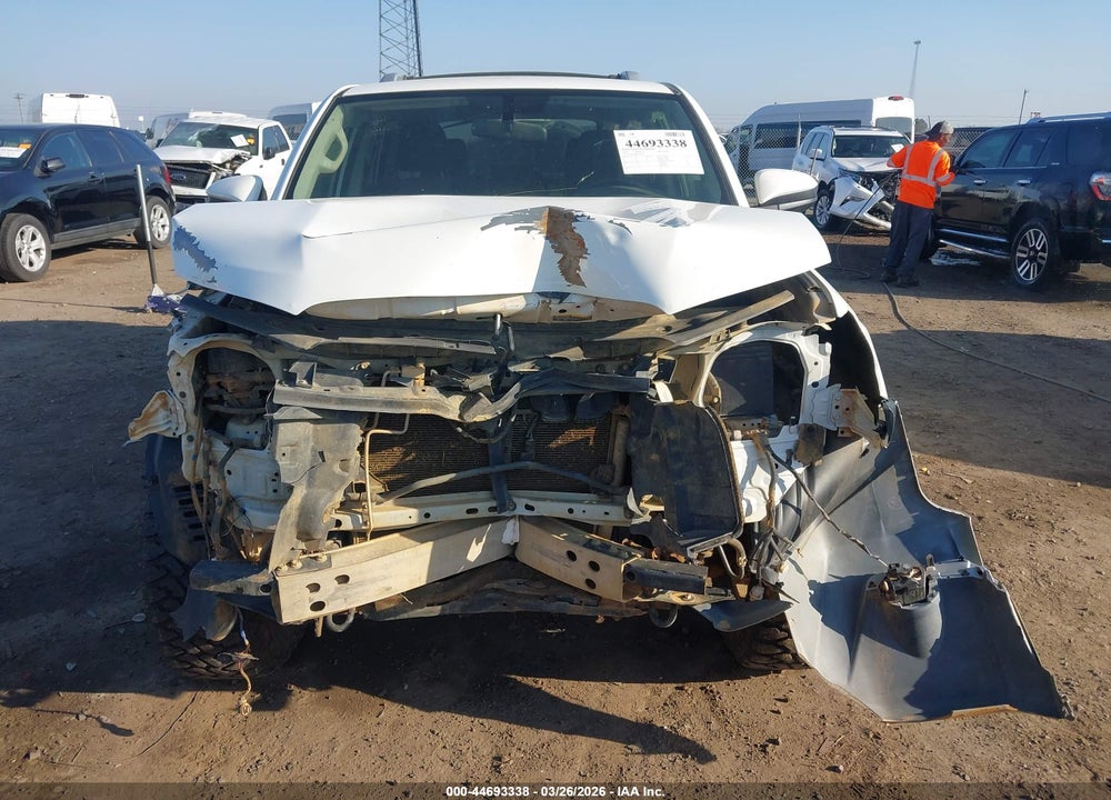 2018 TOYOTA 4RUNNER SR5 VIN: JTEBU5JR0J5560771