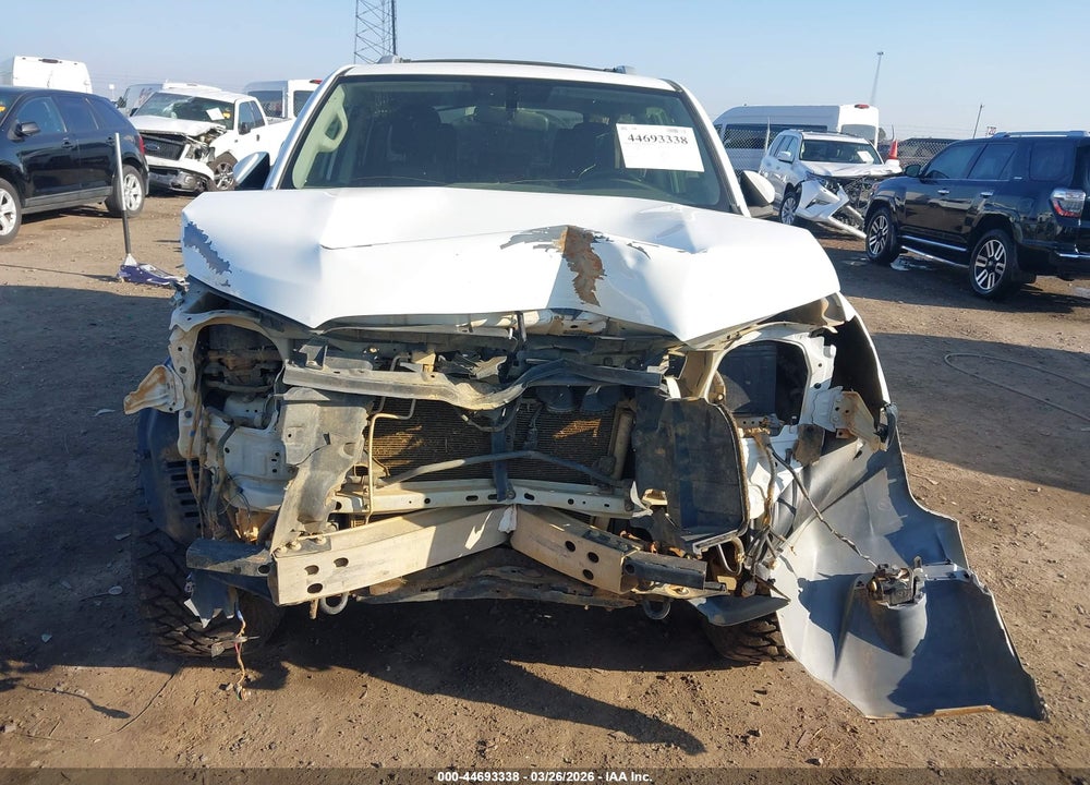 2018 TOYOTA 4RUNNER SR5 VIN: JTEBU5JR0J5560771