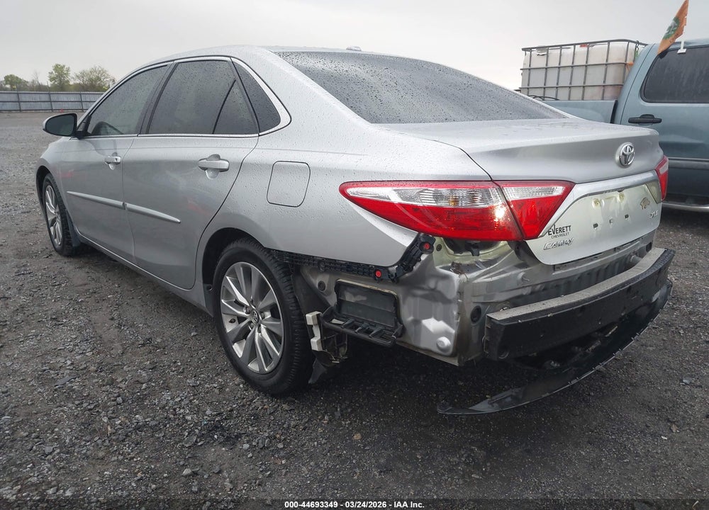 2015 TOYOTA CAMRY XLE VIN: 4T4BF1FK6FR462443