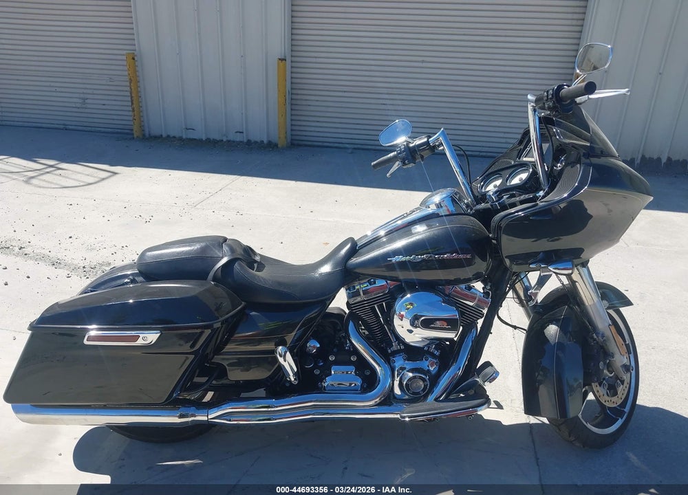 2016 HARLEY-DAVIDSON FLTRXS ROAD GLIDE SPECIAL VIN: 1HD1KTM15GB670434